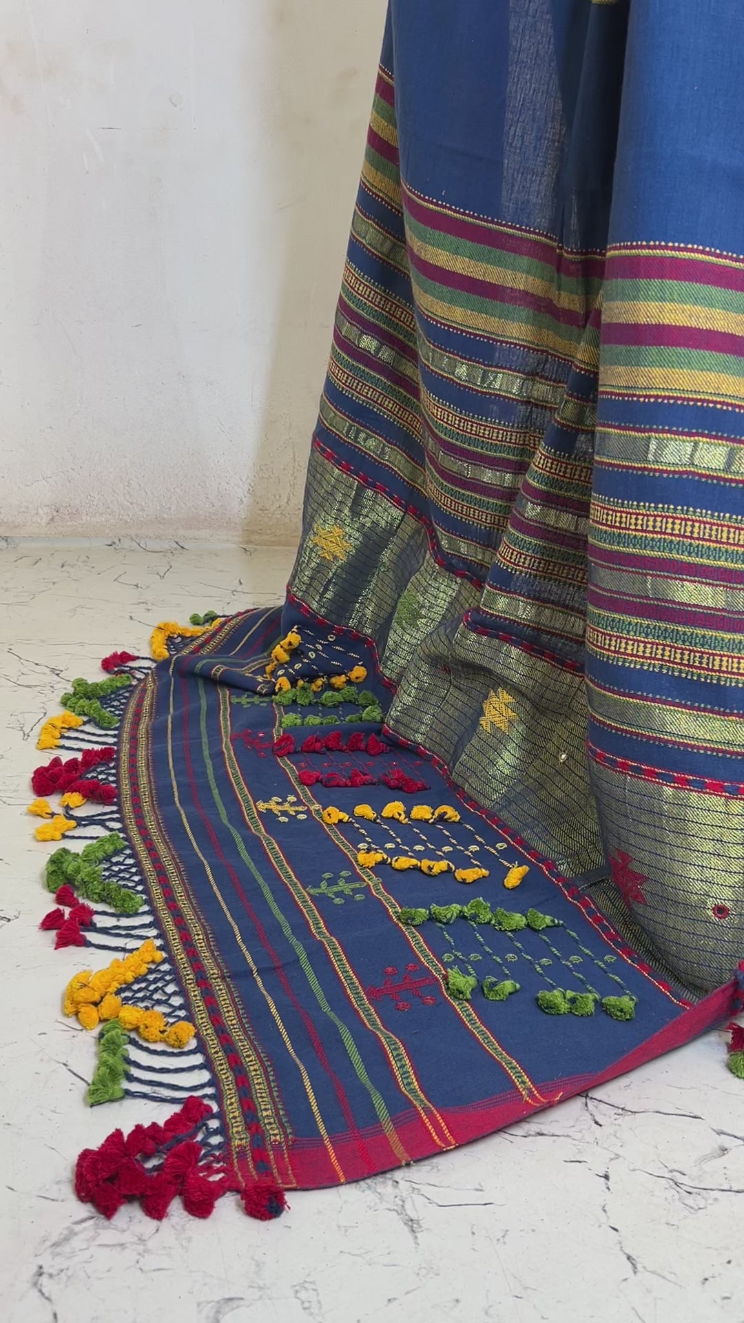 Premium Kala Cotton Handwoven Indigo Saree